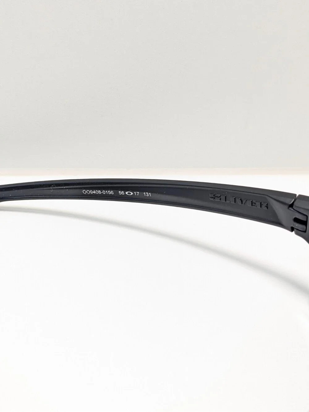 Oakley Sliver Dark Gray UV Black Outdoor Wraparound Men's Sports Sunglasses